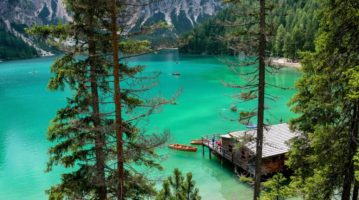 lake mountains landscape